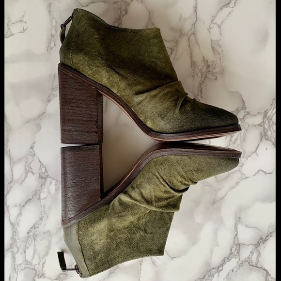 BOUTIQUE 9 Dark Olive Green Suede Boots SIZE 7M BNIB - Picture 6 of 14